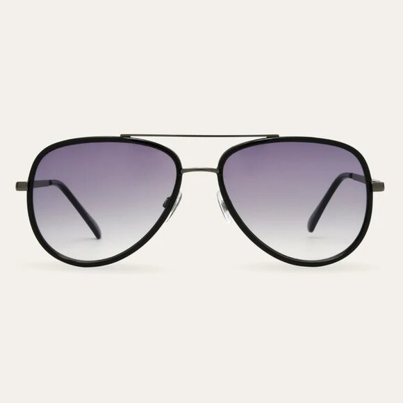 Reagan Black Sunglasses brand new Scratch Resistant Lenses - Picture 1 of 4